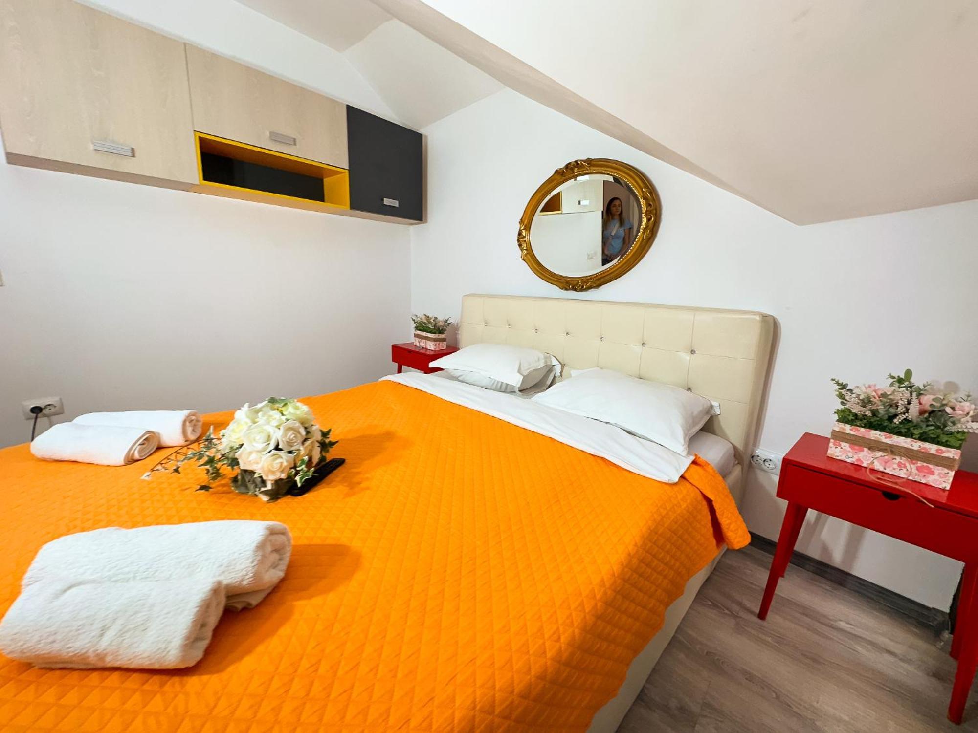 The Vintage - Wonderful Apartment In Best Location 크라이오바 외부 사진