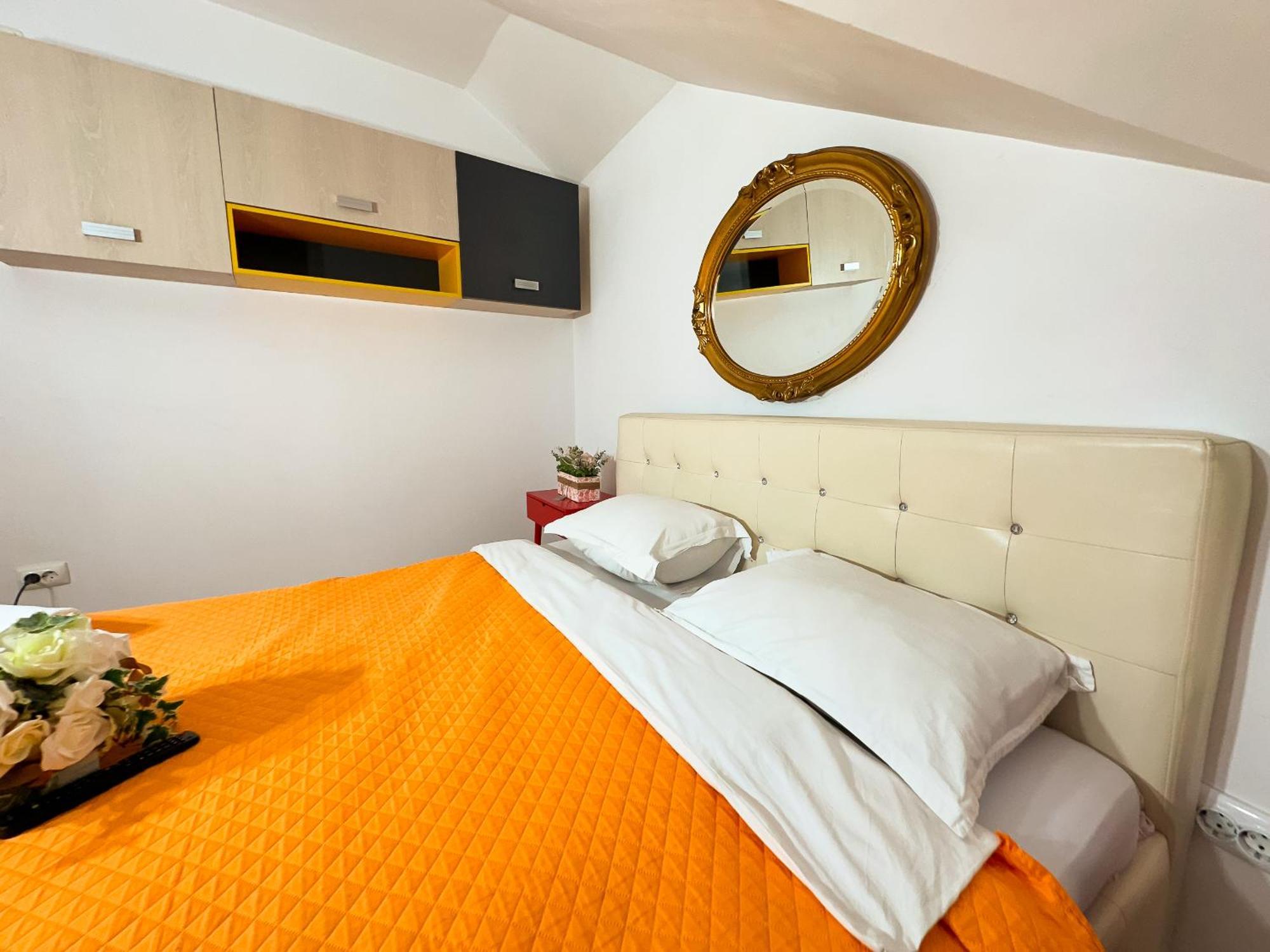 The Vintage - Wonderful Apartment In Best Location 크라이오바 외부 사진