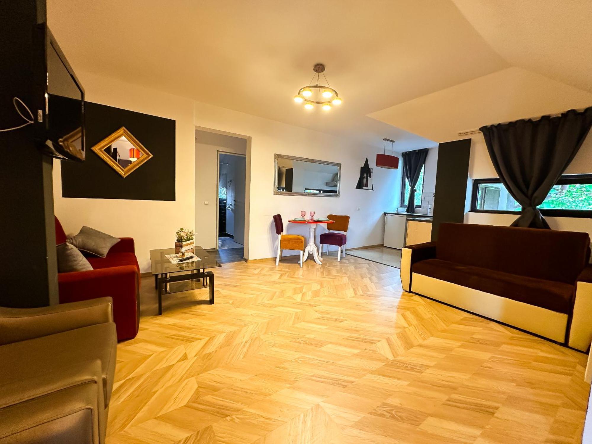 The Vintage - Wonderful Apartment In Best Location 크라이오바 외부 사진